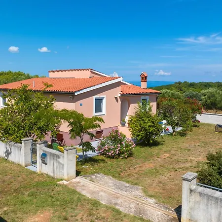 Сasa de vacaciones Lovely In With House A Panoramic View *
