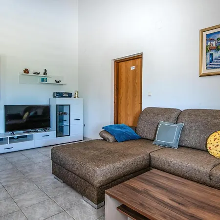 Lovely In With House A Panoramic View * Kavran